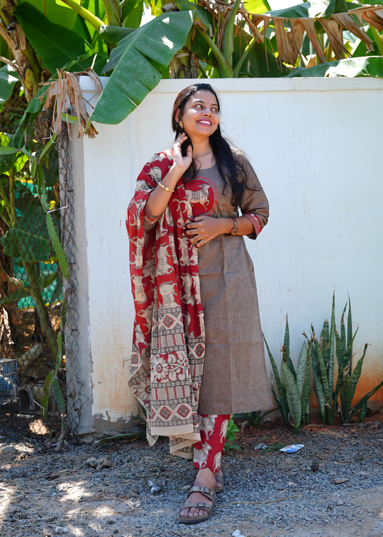 SC405 – Brown Ethnic Print Kurti Set with Dupatta