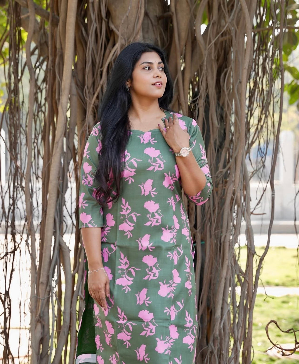 SC208 – Green Floral Printed Linen Dress