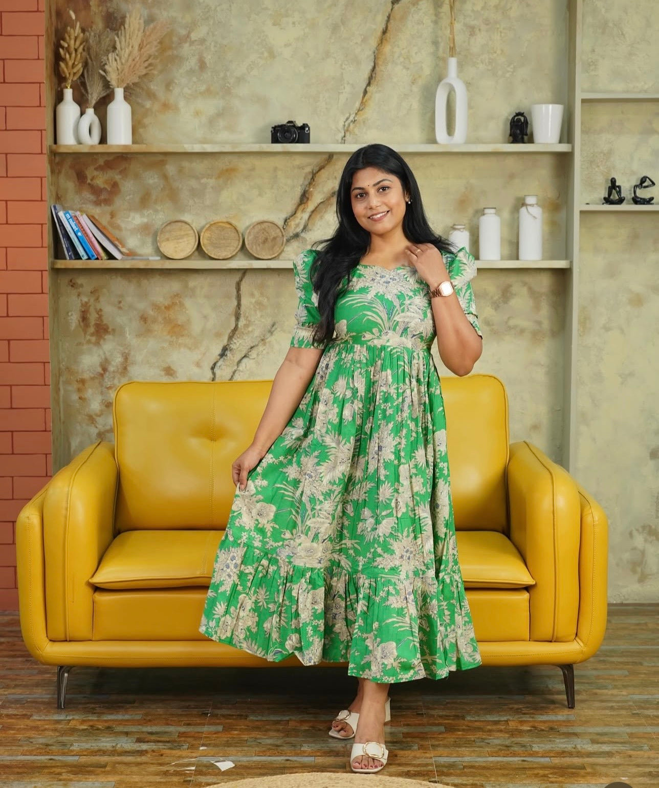 SC105- Green Abstract Print Midi Dress